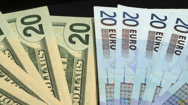 Euro/dolar yeni gün içi en düşük seviyesine indi