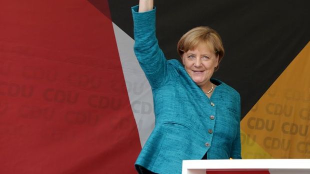 Almanya'da seçimin galibi Merkel oldu