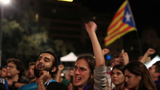 AB: Katalonya referandumu yasal değil