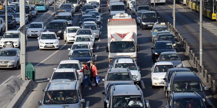 Trafiğe kayıtlı araç sayısı 21 milyon 863 bin oldu