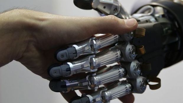 Robotlar en az 5 milyon kişiyi işsiz bırakabilir