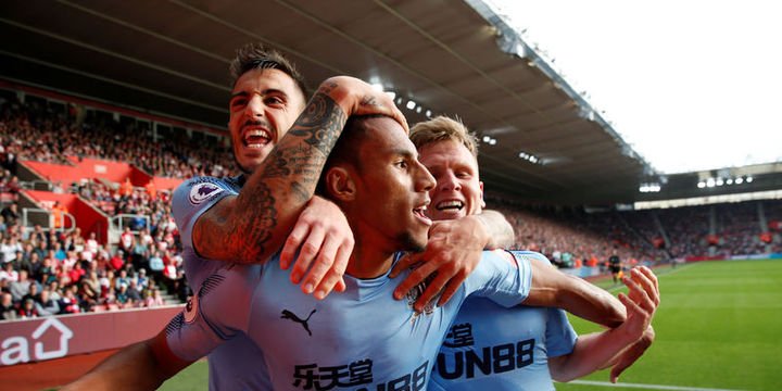 Newcastle United satılığa çıkarıldı
