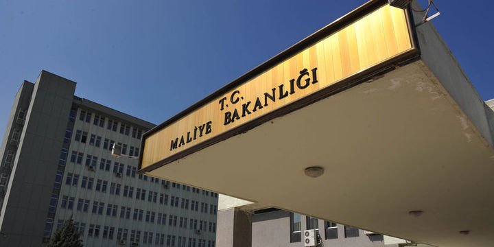 Bütçeden en yüksek pay "Maliye"nin