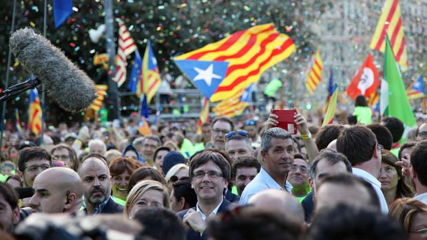 Katalonya krizinde Fransa İspanya'ya destek verdi
