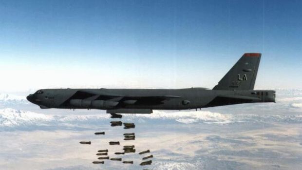 ABD B-52 bombardıman uçaklarını teyakkuza geçiriyor