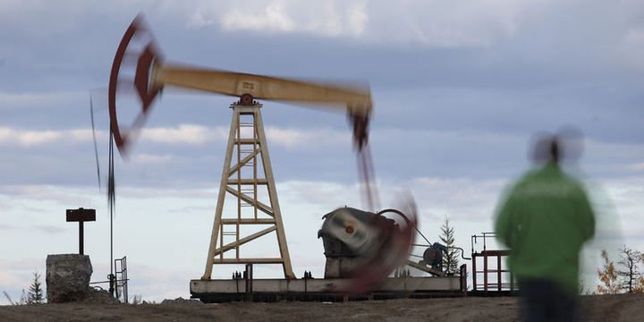 Petrol 52 dolar civarında kazançlarını korudu