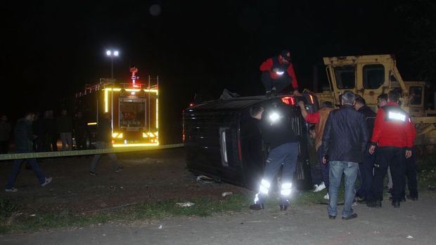 Erdoğan’ın koruma ekibini taşıyan minibüs kaza yaptı: 4 yaralı