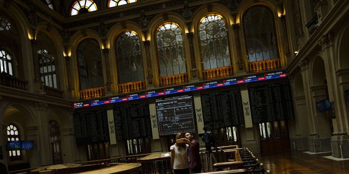 Avrupa borsaları İngiltere dışında düşüşle kapandı