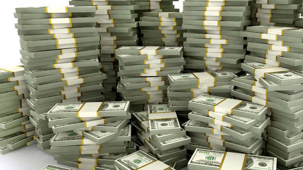 Dünyanın en zenginleri 2017'de servetlerine 1 trilyon dolar daha ekledi