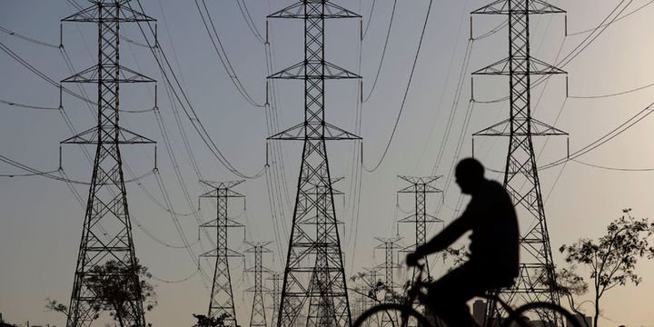 Elektrikte 7,3 milyar dolarlık "değişim" dönemi