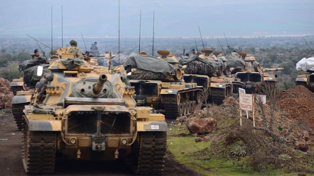 TSK ve ÖSO birlikleri Zeytin Dalı Harekâtı kapsamında Suriye'de ilerliyor