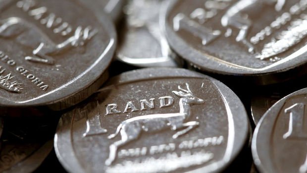 Dolar/rand 2015'ten beri ilk kez 12'nin altına geriledi