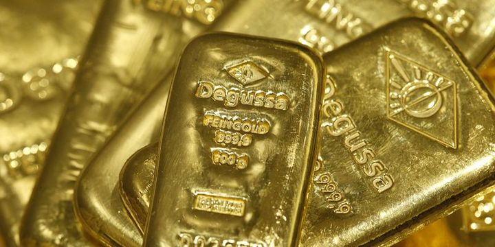 Altın Fed sonrası zayıf dolar ile kazancını korudu