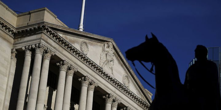 İngiltere Merkez Bankası faiz oranını değiştirmedi