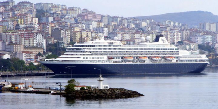 Kruvaziye ve havayolu ile turist getiren acentelere destek
