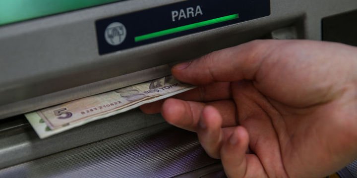 Bankacılık sektörünün kredi hacmi arttı