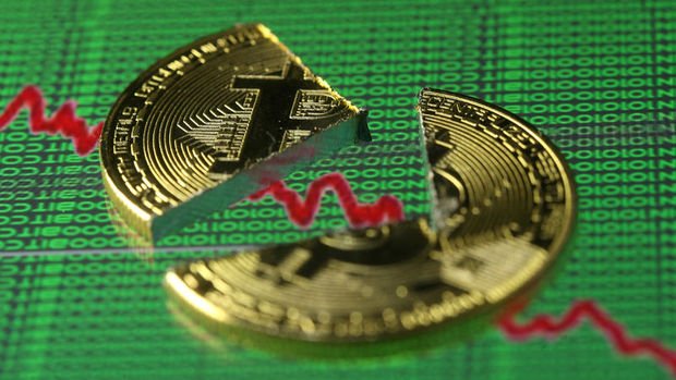 Bitcoin’in yıl sonuna kadar % 35 değer kaybedeceği tahmin ediliyor
