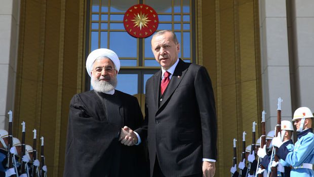 Erdoğan-Ruhani görüşmesi başladı