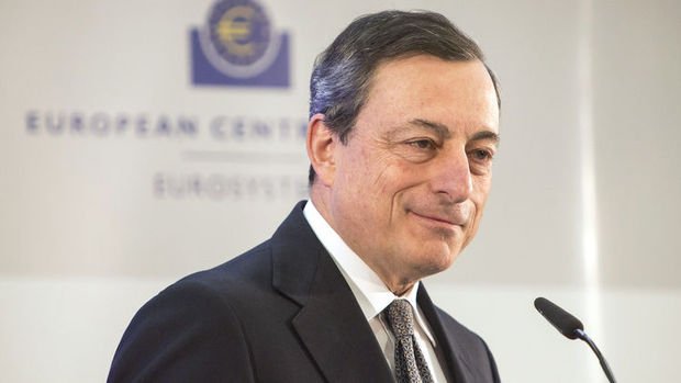 AMB/Draghi: Enflasyonun AMB hedefine ulaşacağına eminim