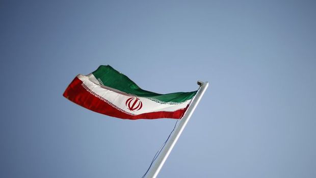 İran'da bankacılık sistemi dışında döviz transferi yasaklandı