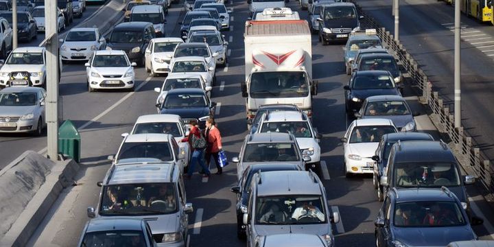 Trafiğe 3 ayda 274 bin 784 araç eklendi