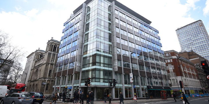 Cambridge Analytica tüm işletmelerini kapatıyor