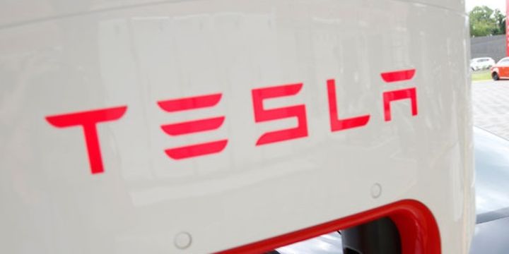 Tesla ilk çeyrekte beklenenden az zarar etti