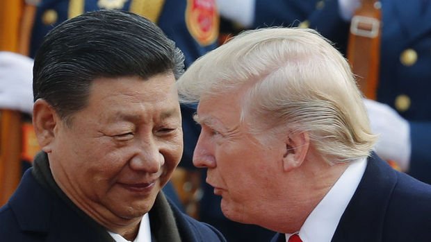 Çin Devlet Başkanı Şi Trump ile telefonda görüştü
