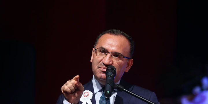 Bozdağ: (Hakan Atilla davası) Mahkeme hukuku çiğnedi