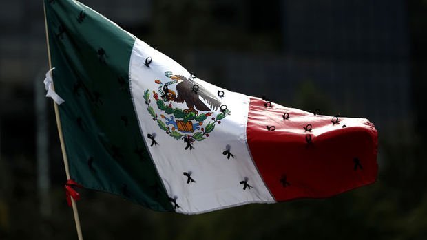 Meksika Merkez Bankası gösterge faizi % 7.5'te bıraktı