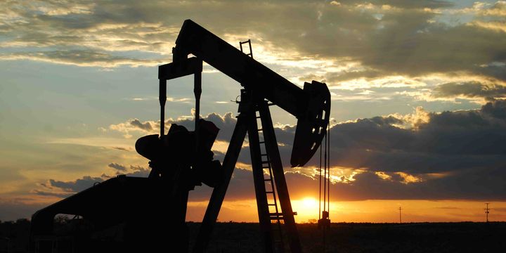 Petrol bu ayın ilk haftalık düşüşüne hazırlanıyor