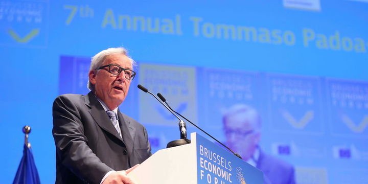 Juncker: İtalya, Avrupa ve euronun kalbinde yer alıyor