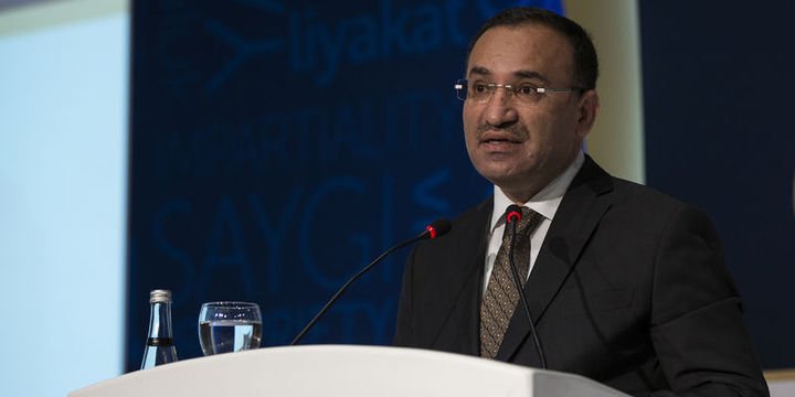 Bozdağ: Bayram nedeniyle idari tatil verme durumu söz konusu değil