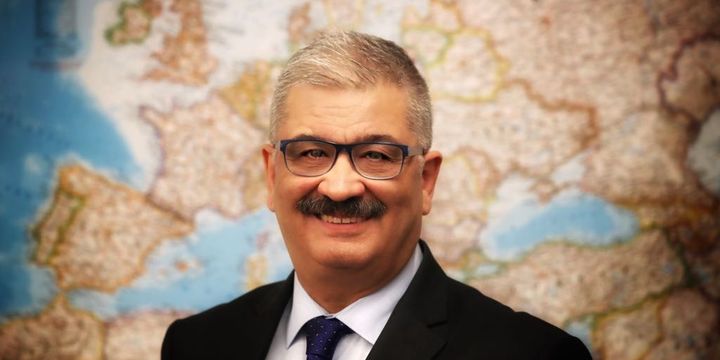 Ertem: Faizleri aşağı çekmek Türkiye