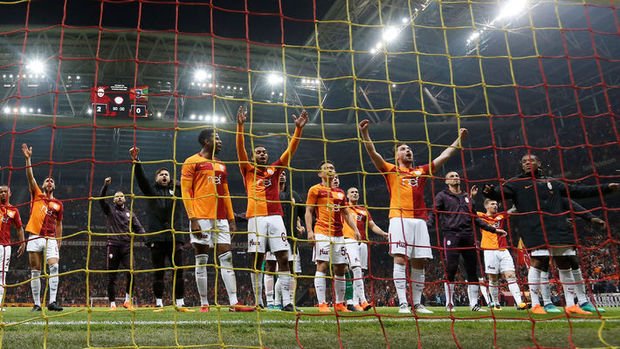 UEFA Galatasaray ile yapılan anlaşmayı yeniden inceleyecek