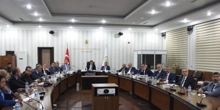 Tarım Bakanı Pakdemirli brifing aldı