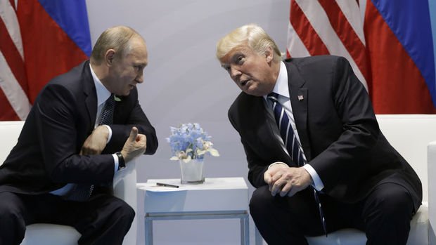 Trump Putin ile özel zirvede bir araya gelecek