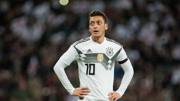Alman hükümetinden Mesut Özil açıklaması