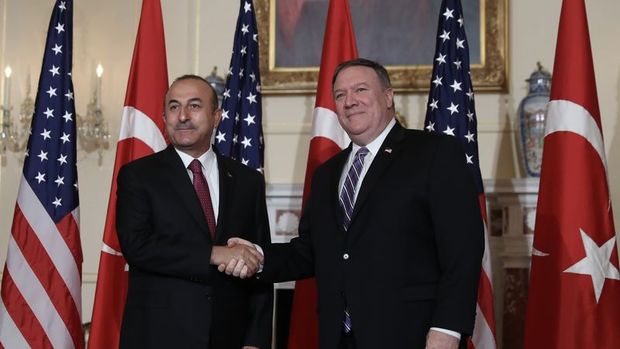 Mevlüt Çavuşoğlu ABD Dışişleri Bakanı Pompeo ile görüştü
