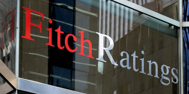 Fitch: Türk bankalarının negatif görünümleri çeşitli riskleri yansıtıyor