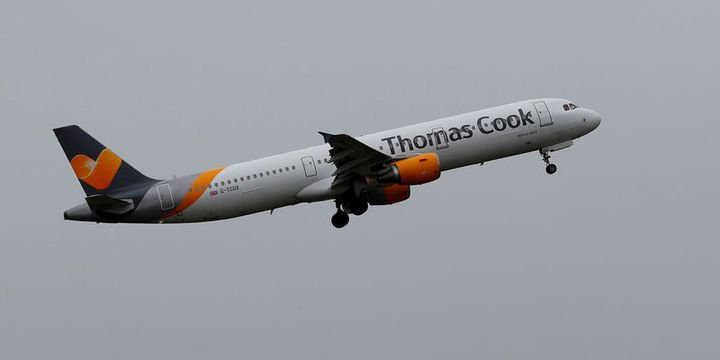 Thomas Cook hava yolu bölümünü satmayı düşünüyor