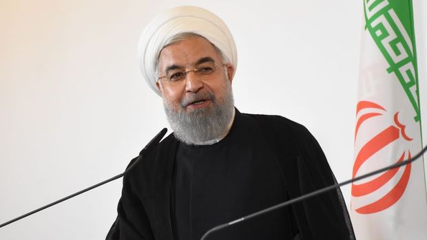 Ruhani: Petrol ihracatındaki haklarımızdan vazgeçmeyeceğiz