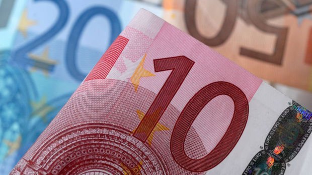 IMF açıklamasıyla euro, dolar karşısında düştü