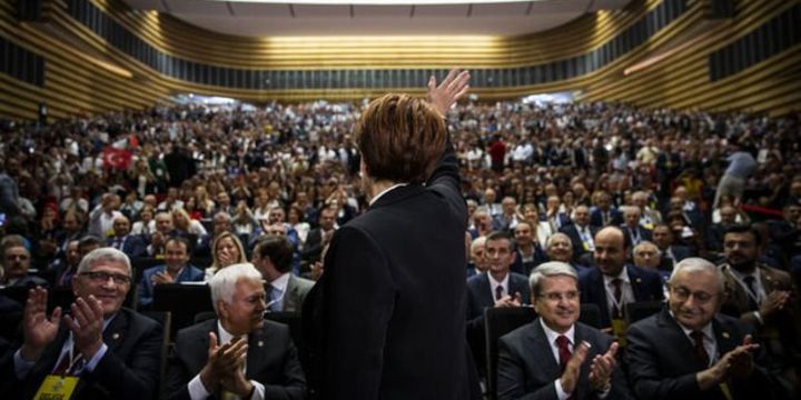 Akşener yeniden İYİ Parti Genel Başkanı seçildi