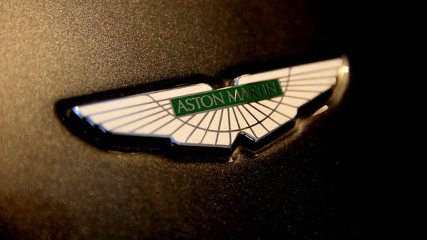 Aston Martin halka arzı değerlendiriyor