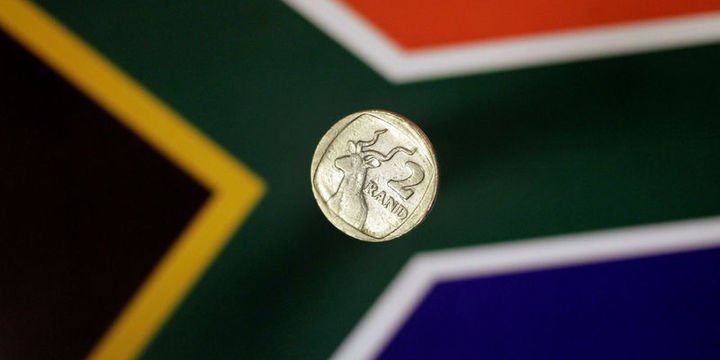 Rand dolar karşısında sert düşüşte