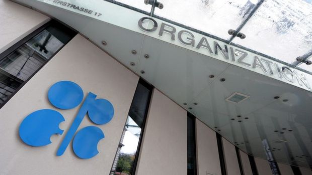 OPEC'in petrol üretimi Ağustos'ta arttı