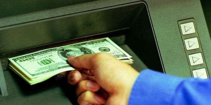 Yurt içi yerleşiklerin döviz mevduatı 2.1 milyar dolar arttı