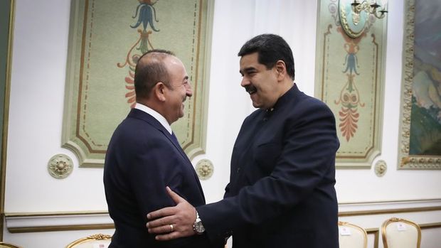 Çavuşoğlu Venezuela Devlet Başkanı Maduro ile görüştü
