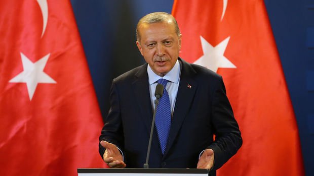 Erdoğan: Türk ekonomisi ve bankacılık sistemini kimse çökertemeyecektir